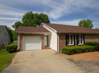 5073 Hill Ter, Paducah, KY 42001