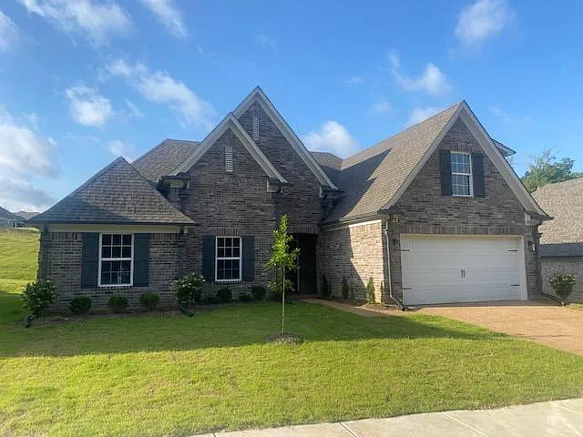 171 Magnolia Dr — Photo 3