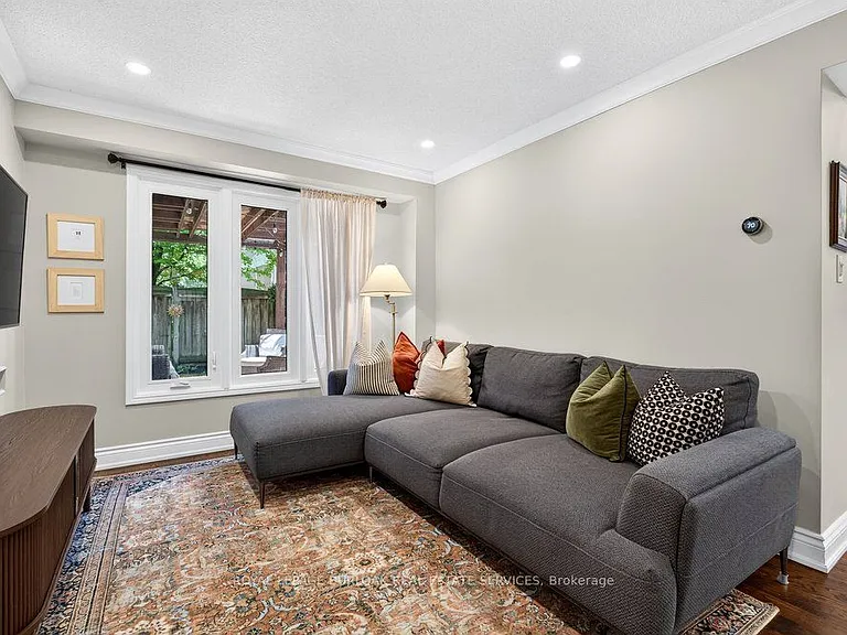 2354 Marine Dr — Photo 8