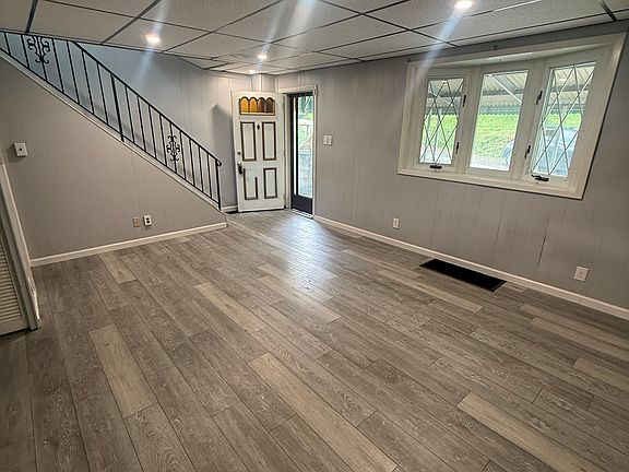3rd image of 3126 Wadlow St