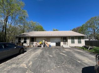 1574 Crescent Dr #1576, Beloit, WI 53511