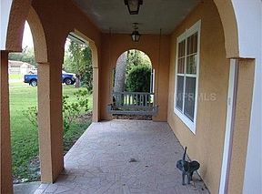 4th image of 1295 Walton Ave