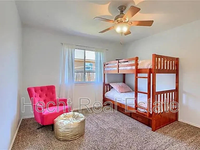 114 Easy St — Photo 6