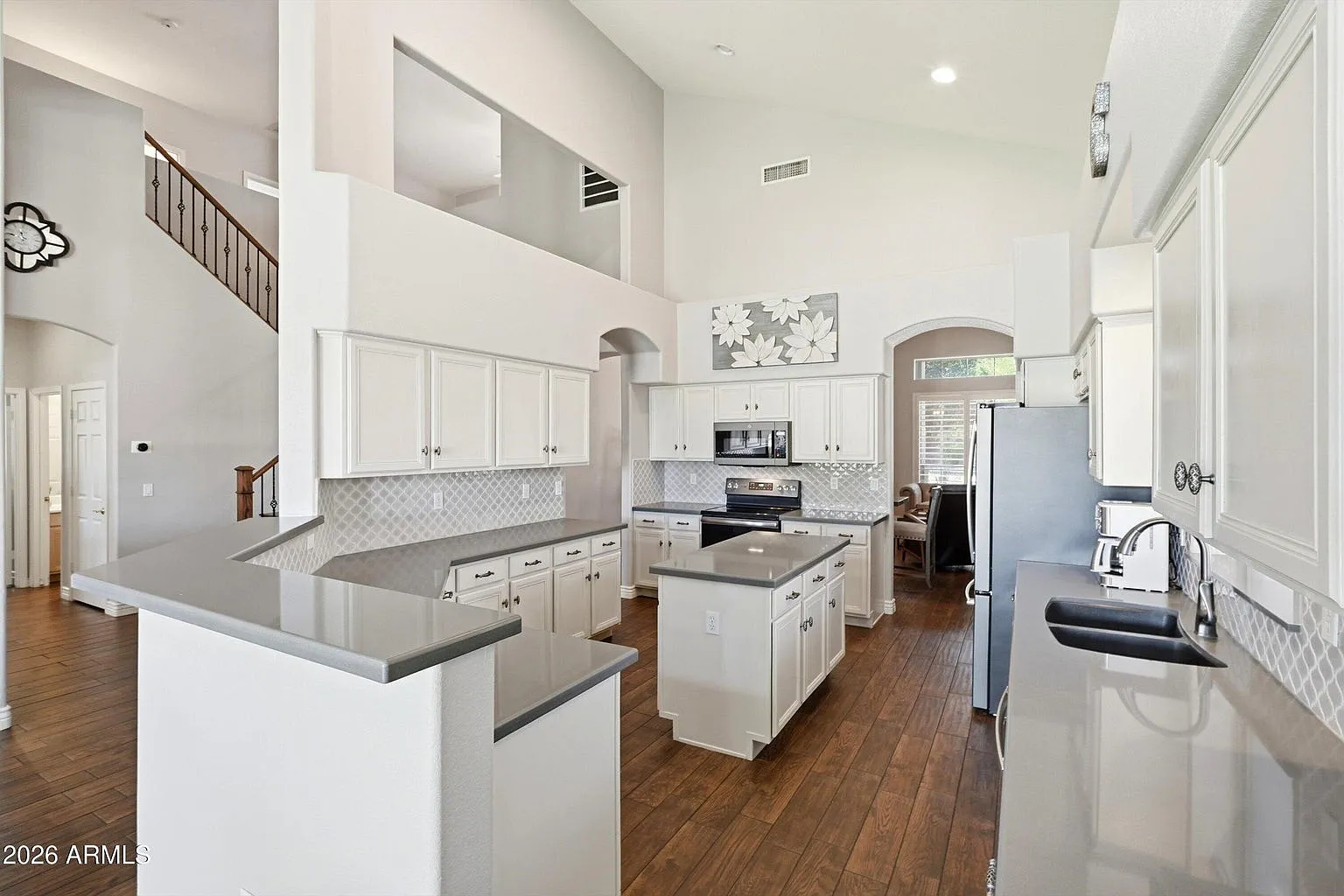 5 bed, 2980 sqft, $3,800 — Photo 4