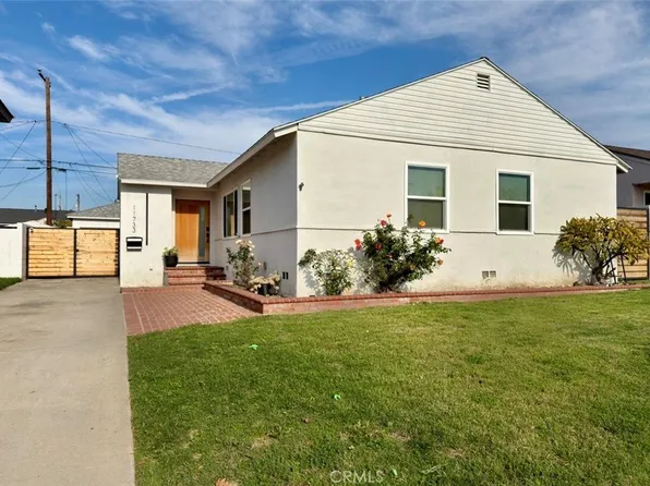 11733 Sunglow St, Santa Fe Springs, CA 90670