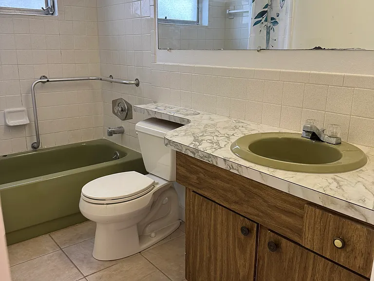 12411 Partridge Hill Row — Photo 16