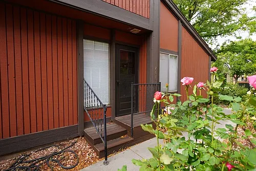 1155 Lakeside Dr #701 Photo 1