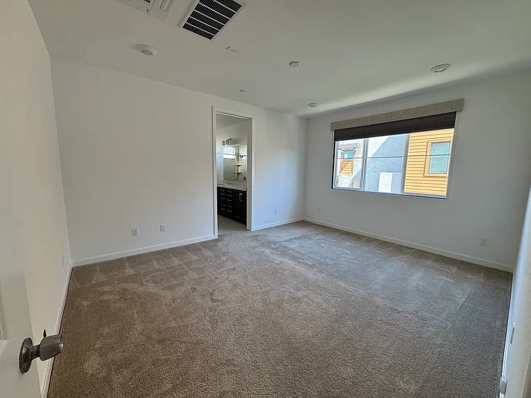 5891 Cadence Ave — Photo 7
