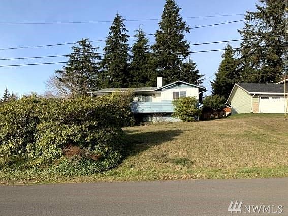 3rd image of 353 Beacon Hill Dr