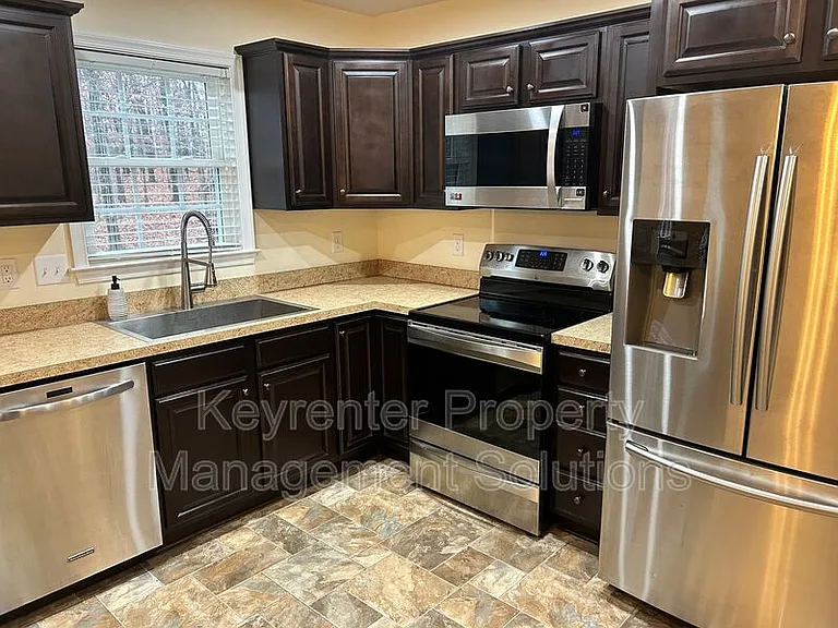 107 Oakstone Run — Photo 15