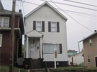 317 Spruce St, Vandergrift, PA 15690