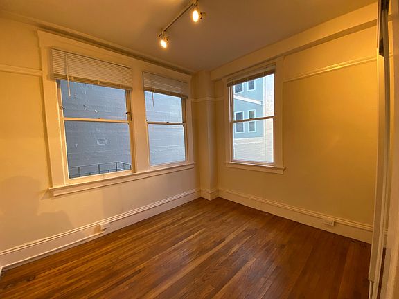 3rd image of 424 Jones St #103