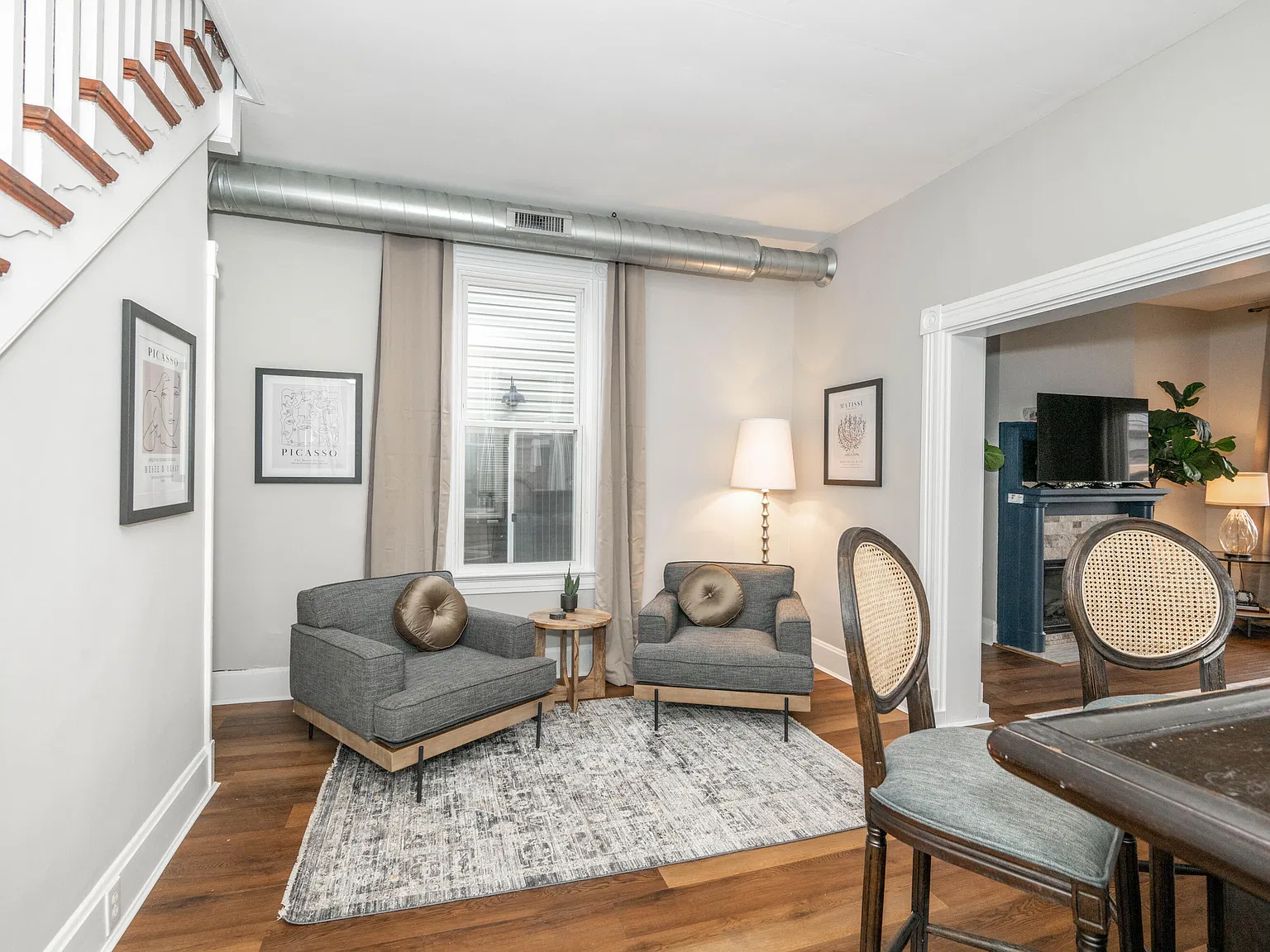 4 bed, 2.0 bath, 1908 sqft, $2,600 — Photo 3