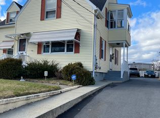 (Undisclosed Address), Woonsocket, RI 02895