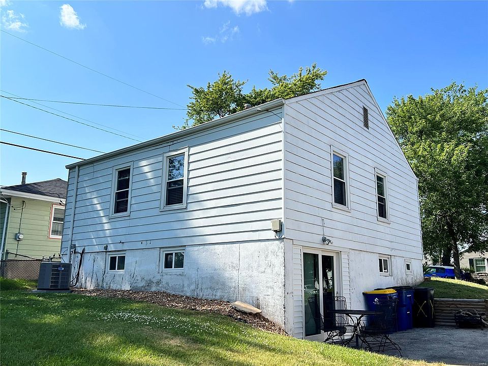 2nd image of 10286 Saint Katherine Ln