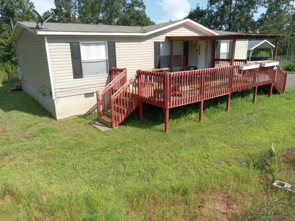 530 King Richard Ct, Murrayville, GA 30564