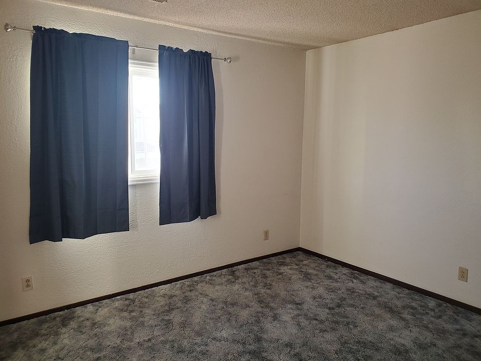 2nd image of 803 Beaufort St APT 5