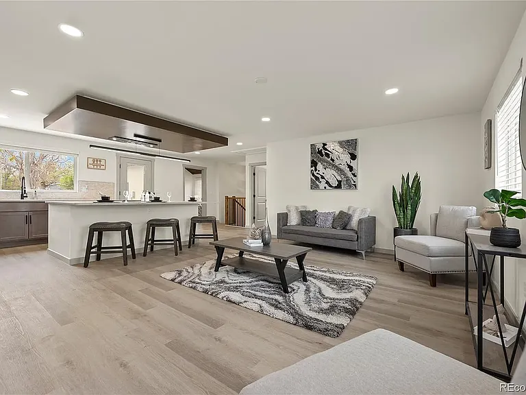 3060 W 55th Pl — Photo 17