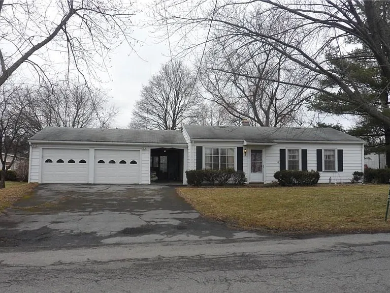 12 Reed St — Photo 1