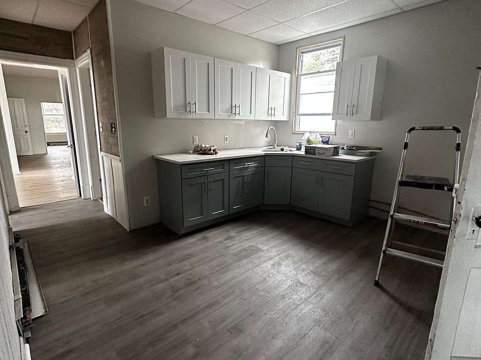 1st image of 615 5th Ave #2