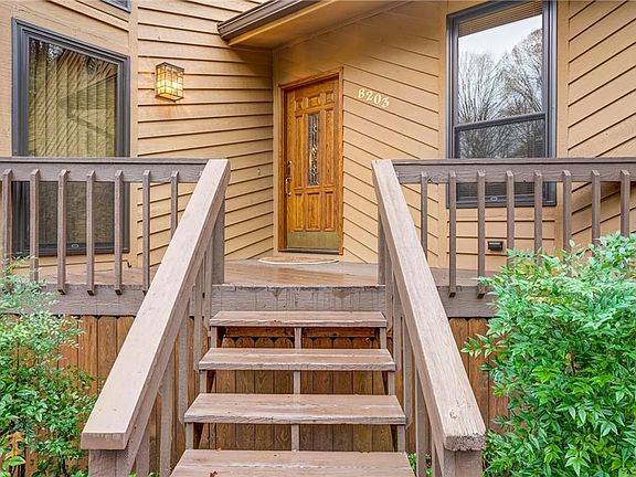 2nd image of 8203 Stone River Ct