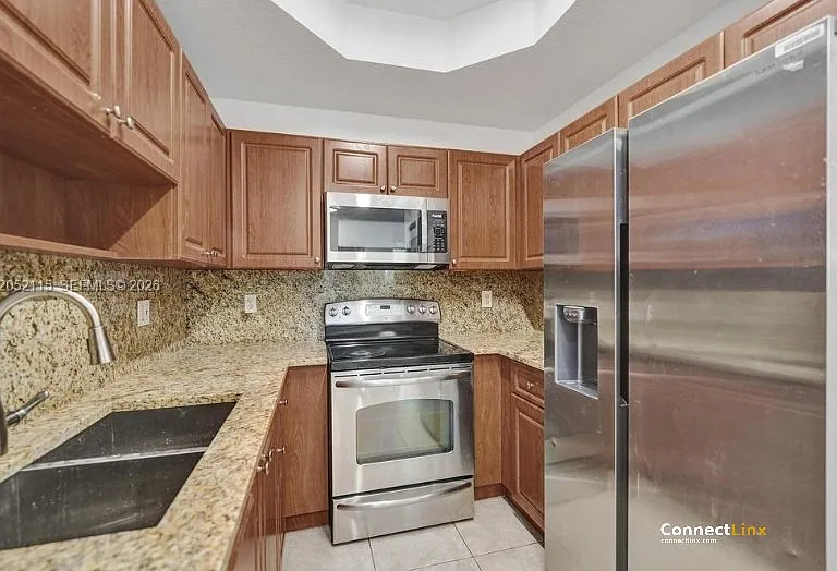 2316 Coral Reef Ct — Photo 12
