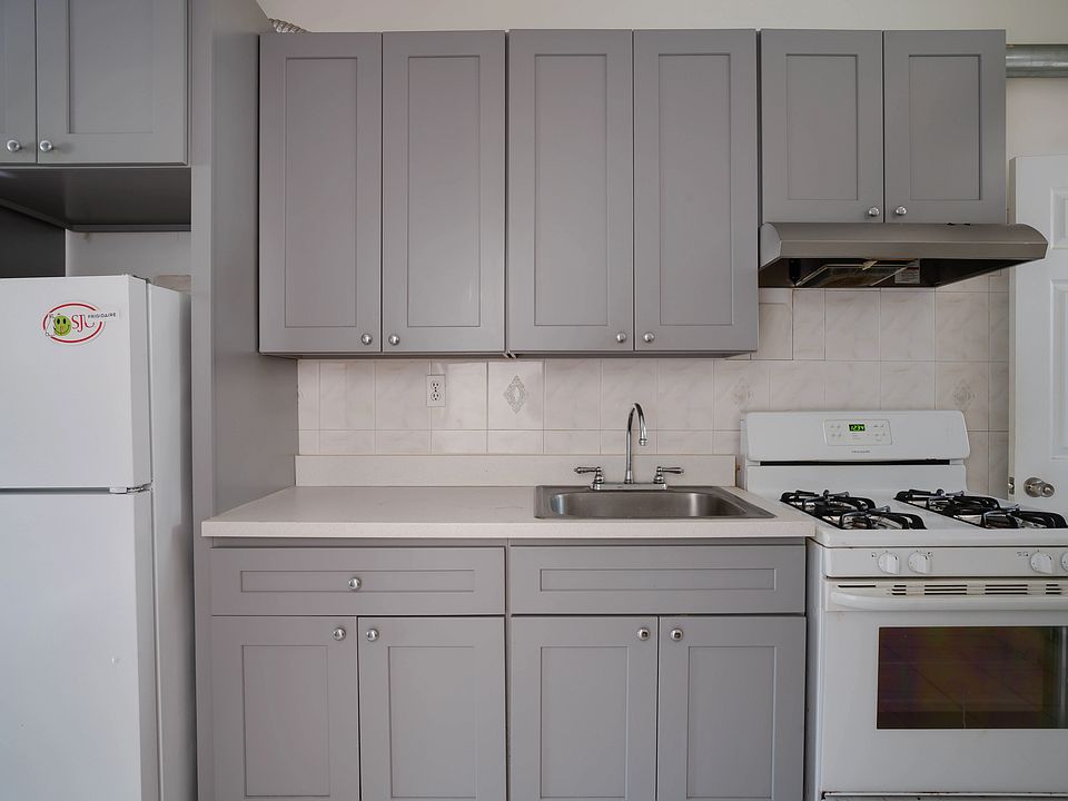 1st image of 8277 165th St