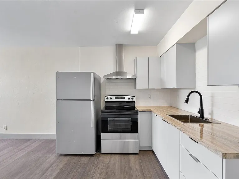 1715 N 16th Ave #115 — Photo 38