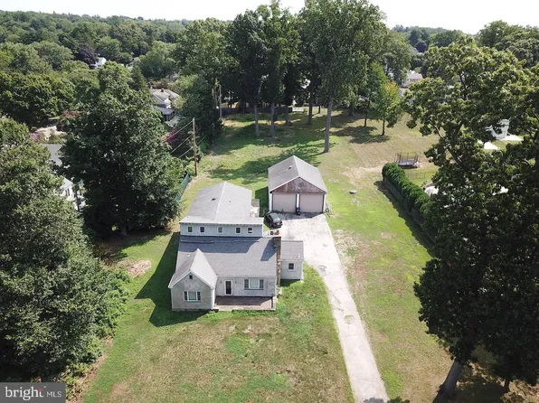 609 Ellis Rd, Havertown, PA 19083