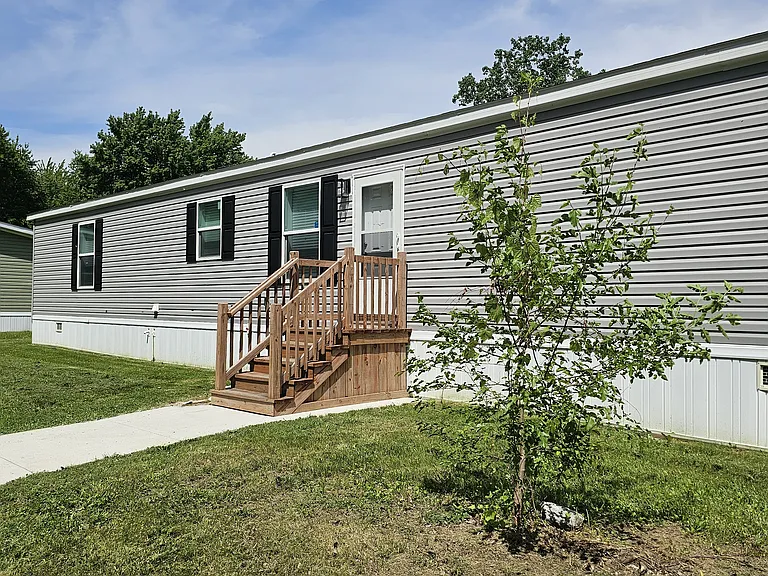 575 Cashew St — Photo 1