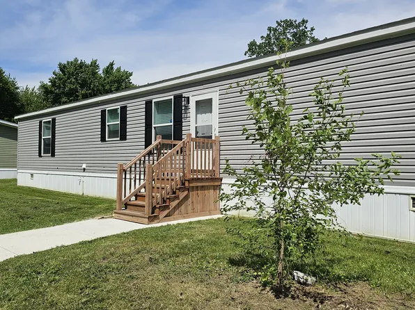 575 Cashew St, Westland, MI 48186