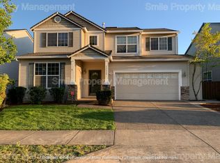 15538 SE Kensington Dr, Clackamas, OR