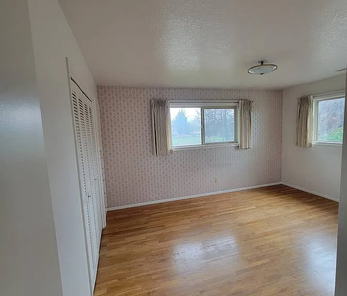 3346 Crestwood Ln — Photo 17