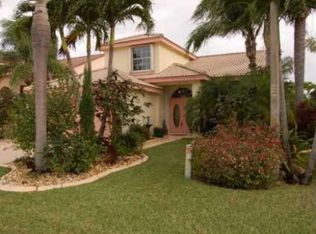 18219 SW 3rd St, Pembroke Pines, FL 33029