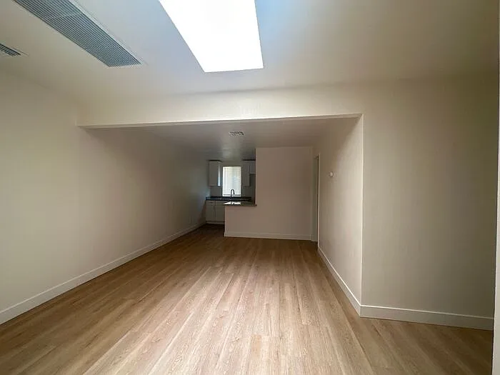 22814 14th St #B — Photo 7