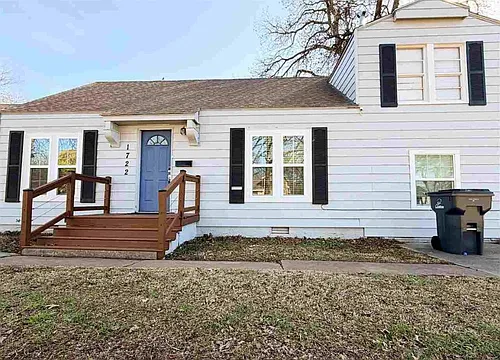 1722 NW Liberty Ave Photo 1