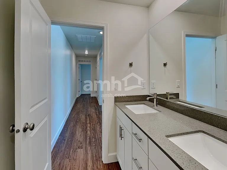 2705 W 3290 S — Photo 15