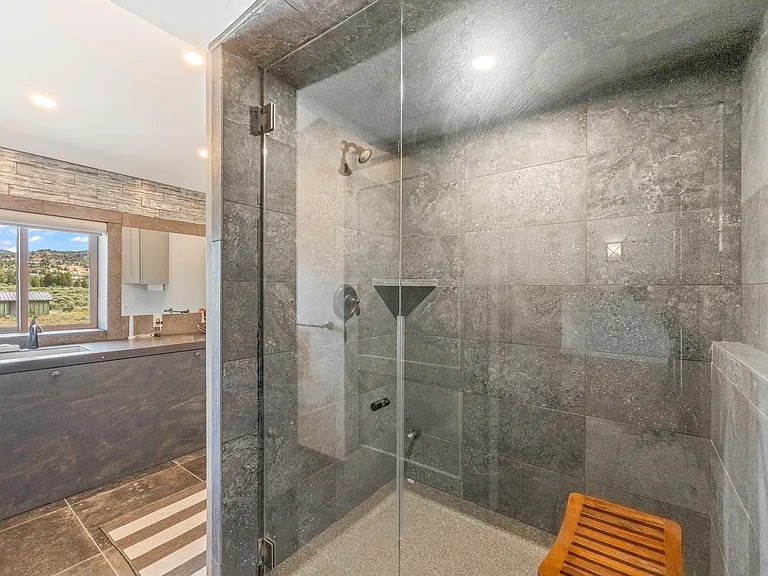 10242 SE Sundown Ln — Photo 18