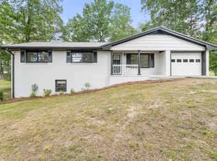 284 Holly Dr, Winder, GA 30680