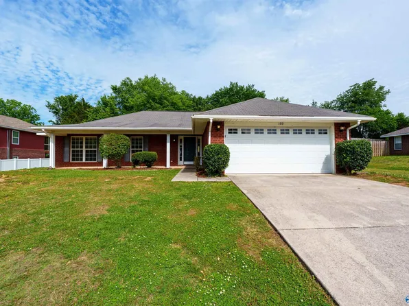 103 Harvest Glen Ln, Harvest, AL 35749