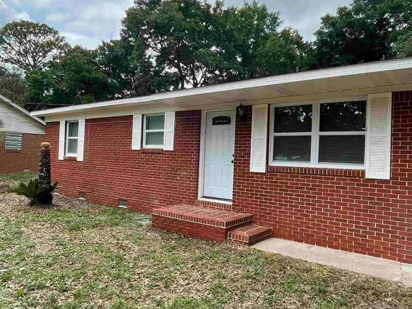 1620 E Burgess Rd, Pensacola, FL 32504