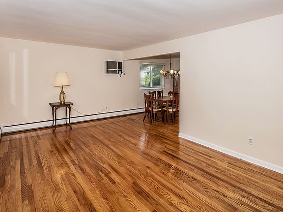 3rd image of 1875 Bryant Pl