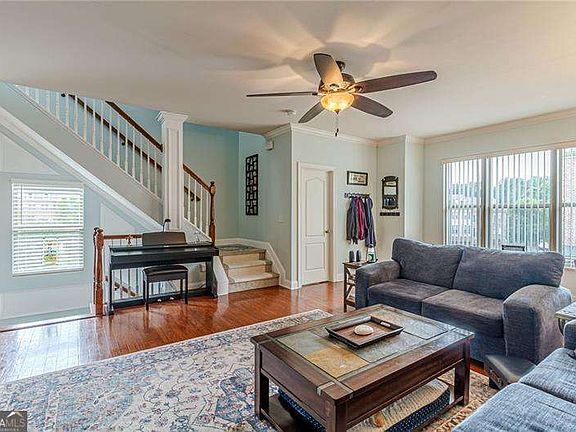 5th image of 284 Autry Mill Ln