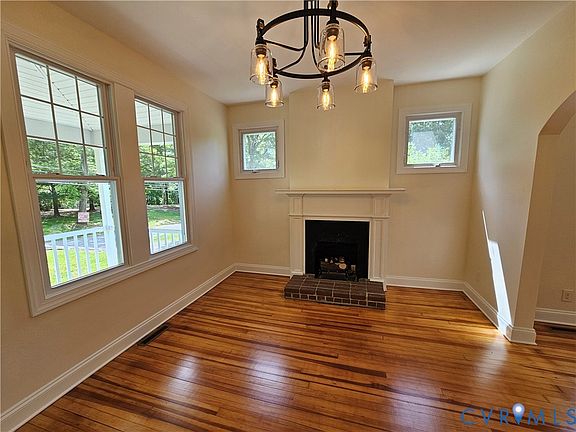 5th image of 913 W Osborn Rd