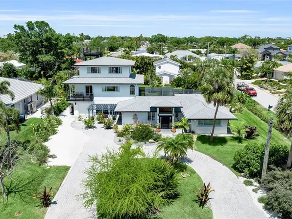 608 Gardenia Dr, Venice, FL 34285