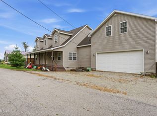 4445 N Rider Rd, Oak Harbor, OH 43449