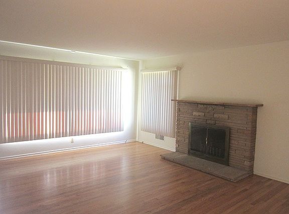 2nd image of 1611 Minardi Ave