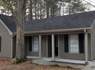 203 Belmont Dr, Hampton, GA 30228