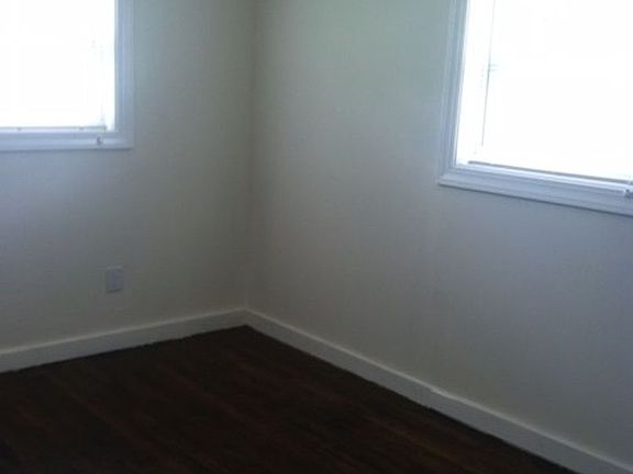 4th image of 2691 Bonds Ave