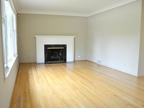 4th image of 4202 Sheffield Rd